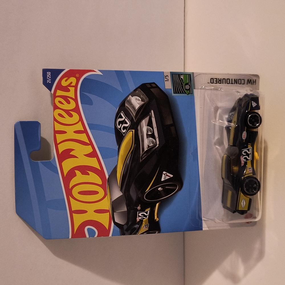 D1 Hot Wheels 76 Greenwood Corvette Stingray   with shipping protector
